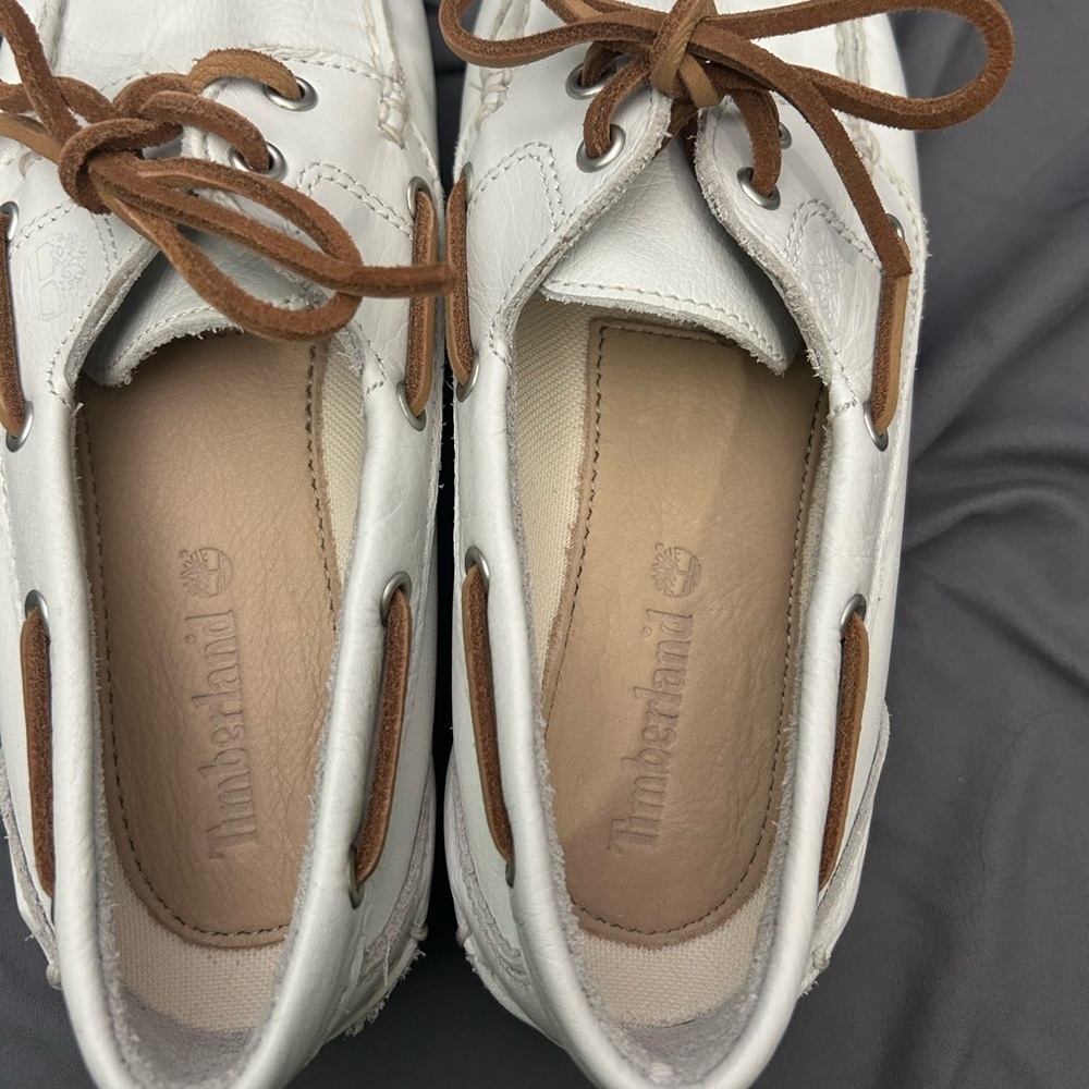 Timberland Classic Womens Boat Shoe White Tan laces size 7 Leather Flats Slip on - Picture 8 of 10